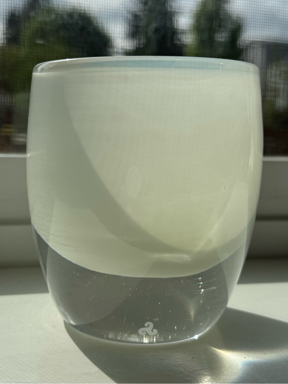 Glassybaby Hugs - Picture 2 of 7